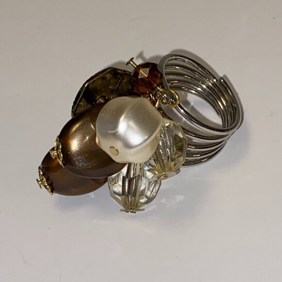 Vintage Beaded Statement Ring Golden Brown White Clear Prom Wedding - Picture 4 of 6
